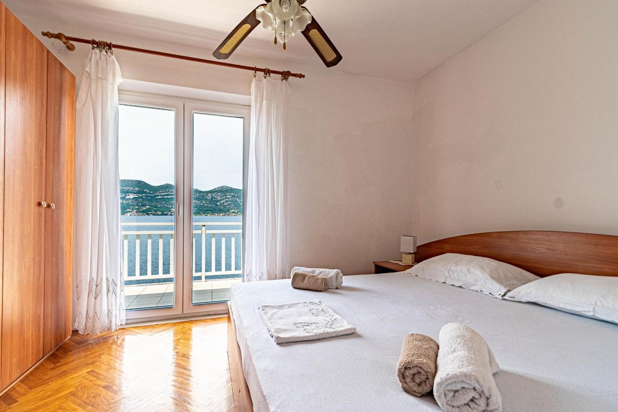 Apartments By The Sea Tri Zala, Korcula - 9237 Zrnovo Quarto foto